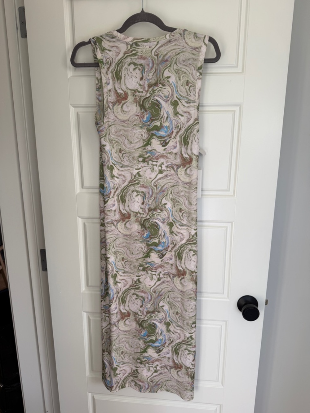 Wilfred Marble-Print Possibility Sleeveless Midi Dress in Green and Cream - Picture 3 of 6